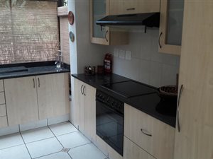 1 Bed Garden Cottage in Boskruin