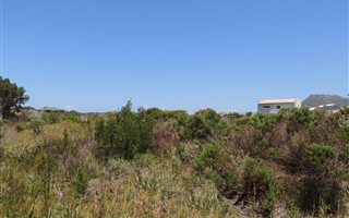 788 m² Land available in Bettys Bay