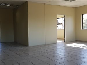 120 m² Office Space in Eldoraigne
