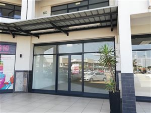 110 m² Retail Space in Bonaero Park