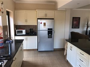 3 Bed House in Cathkin Park