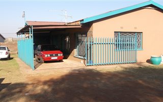 3 Bedroom House in Highbury