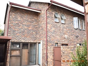 3 Bed Duplex in Silverton
