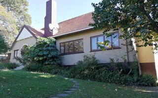 6 Bedroom House in Selborne