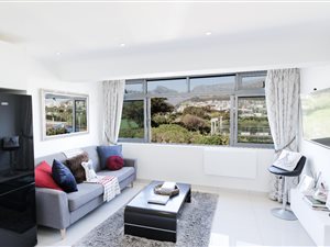 Studio Apartment in Mouille Point