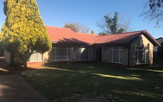 3 Bedroom House in Flamwood