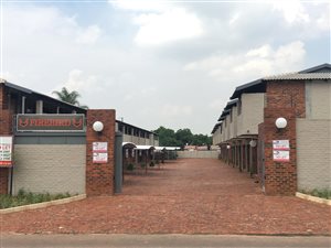 2 Bed Townhouse in Pretoria North