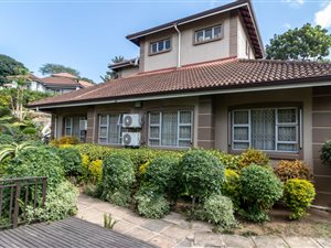 3 Bed Townhouse in Amanzimtoti