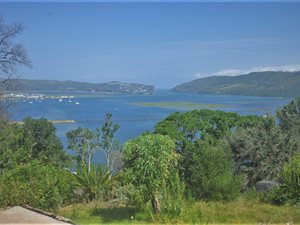 2109 m² Land available in Paradise