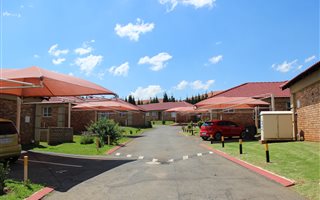 2 Bedroom Apartment in Alberton