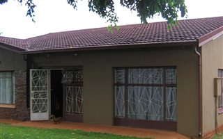 Smallholding in Klerksoord