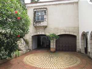 2 Bed Apartment in Morningside