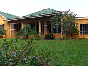 4 Bed House in Sea Park