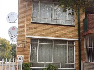 Bachelor apartment in Vanderbijlpark CW2