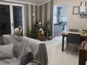 2 Bed Flat in Val de Grace