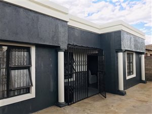 7 Bed House in Tembisa