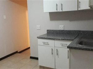 1 Bed House in Beverley Hills
