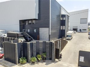 500 m² Commercial space in Olivedale