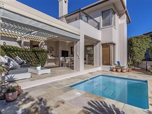 4 Bed House in Steynsrust