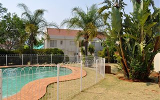 3 Bedroom Cluster in Faerie Glen