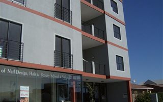 2 Bedroom Apartment in Bloubergrant