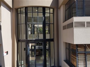 122.773002624512 m² Office Space in Sandhurst