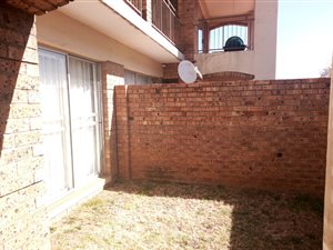 2 Bed Apartment in Erand Gardens