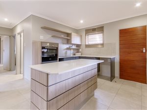 3 Bed House in Nietgedacht AH