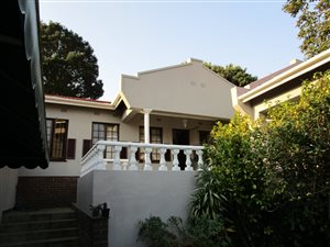 4 Bed House in Cowies Hill Park