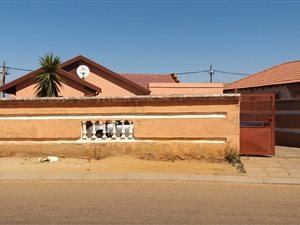 3 Bed House in Kagiso