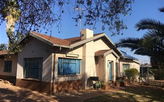 3 Bedroom House in Valhalla
