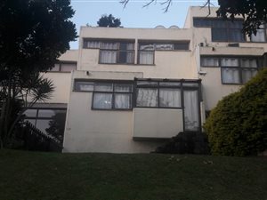 2 Bed Flat in Sarnia