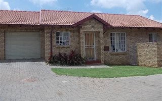 2 Bedroom Townhouse in Highveld