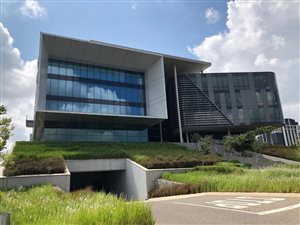 4434 m² Commercial space in Waterfall City