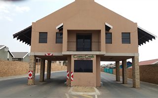 2 Bedroom House in Cosmo City