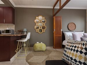 Studio Apartment in Mouille Point