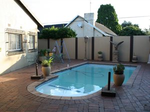 5 Bed House in Birchleigh