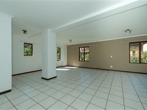 3 Bed House in White River Country Estate
