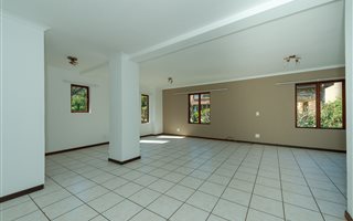 3 Bedroom House in White River Country Estate