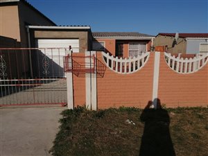 3 Bed House in Buffalo Flats