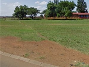 357 m² Land available in Vosloorus