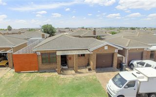 3 Bedroom Cluster in Windsor Park