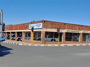800 m² Commercial space in Roodepoort Central