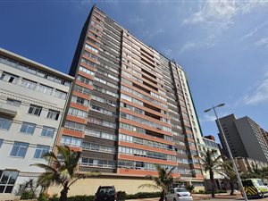 2 Bed Apartment in North Beach