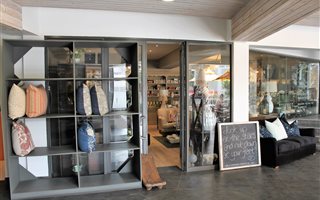 100 m² Retail Space in Plettenberg Bay