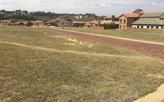611 m² Land available in Kungwini Country Estate