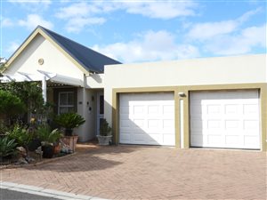 2 Bed House in Schonenberg Estate