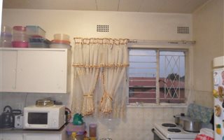 2 Bedroom Flat in Primrose