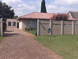 3 Bed House in Three Rivers