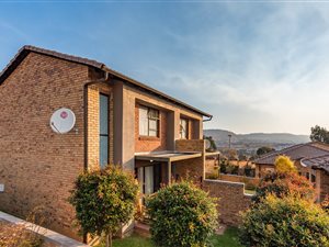 2 Bed Townhouse in Wilgeheuwel